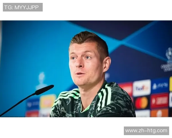 克罗斯在足球历史中的地位与影响力探讨及其职业生涯的辉煌成就回顾 克罗斯在足球历史中的地位与影响力探讨及其职业生涯的辉煌成就回顾